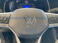 Volkswagen Jetta 2024 4p Sportline L4/1.4/T Tiptronic IMG_9447