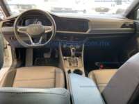 Volkswagen Jetta 2024 4p Sportline L4/1.4/T Tiptronic IMG_9435