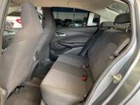 Chevrolet Onix 2021 4p LS L3/1.0/T Aut 2021 Chevrolet Onix Venta Interiores 19