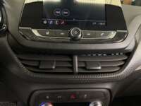 Chevrolet Onix 2021 4p LS L3/1.0/T Aut 2021 Chevrolet Onix Venta Interiores 7