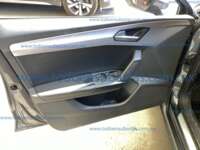 Seat León 2022 5p FR L4/1.4/T Aut 2022 Seat León Ingreso Interiores 0