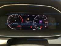 Seat León 2022 5p FR L4/1.4/T Aut 2022 Seat León Ingreso Interiores 3