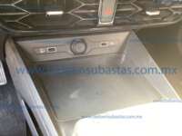 MG GT 2022 4p Alpha L4/1.8/T DCT IMG_2042