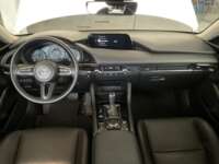 Mazda 3 2022 4p Sedán i Grand Touring L4/2.5 Skyactiv-Drive 2022 Mazda 3 Venta Interiores 4