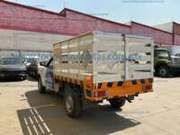 Nissan NP300 Estacas 2021 2p L4/2.5 Man IMG_4328