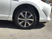 Toyota Prius 2021 5p C Híbrido L4/1.5 Aut 2021 Toyota Prius Venta Llantas 1