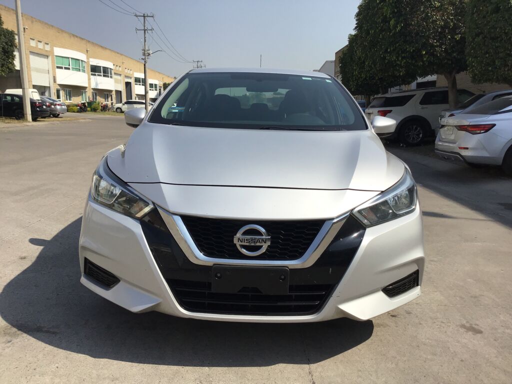 Nissan Versa 2021 4p Sense L4/1.6 CVT 2021 Nissan Versa Venta Exteriores 2