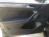 Volkswagen Tiguan 2023 5p Comfortline L4/1.4/T Aut 2023 Volkswagen Tiguan Ingreso Interiores 16