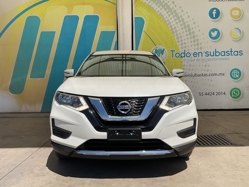 Nissan X-Trail 2022 5p Advance 3 Row L4/2.5 CVT 2022 Nissan X-Trail Venta Exteriores 2