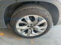 Volkswagen Taos 2022 5p Comfortline L4/1.4/T Aut IMG_4694