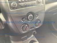 Nissan Versa 2019 4p Advance L4/1.6 Aut 2019 Nissan Versa Ingreso Interiores 9