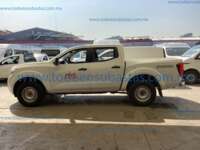 Nissan NP300 Frontier 2020 4p Diesel L4/2.5/T 4X4 Man Paq. Seg. 2020 Nissan NP300 Frontier Ingreso Exteriores 7