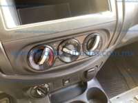 Nissan NP300 Frontier 2020 4p Diesel L4/2.5/T 4X4 Man Paq. Seg. 2020 Nissan NP300 Frontier Ingreso Interiores 10