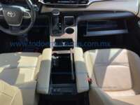 Toyota Sienna 2022 5p XLE Piel Híbrida L4/2.5 CVT 2022 Toyota Sienna Ingreso Interiores 10