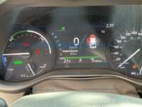 Toyota Sienna 2022 5p XLE Piel Híbrida L4/2.5 CVT 2022 Toyota Sienna Ingreso Interiores 4