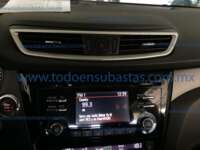 Nissan X-Trail 2017 5p Advance 2 Row L4/2.5 CVT 2017 Nissan X-Trail Ingreso Interiores 8