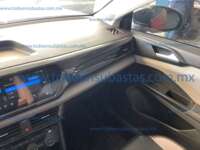 Volkswagen Taos 2024 5p Highline L4/1.4/T Tiptronic IMG_7040