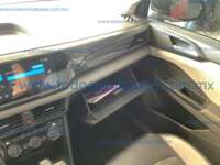 Volkswagen Taos 2024 5p Highline L4/1.4/T Tiptronic IMG_7041