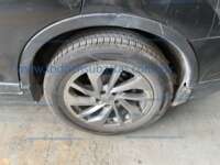 Nissan X-Trail 2017 5p Advance 2 Row L4/2.5 CVT IMG_0935