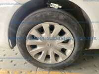 Nissan Versa 2017 4p Sense L4/1.6 Man IMG_7310