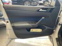 Volkswagen Nivus 2022 5p Highline L3/1.0/T Tiptronic IMG_9716