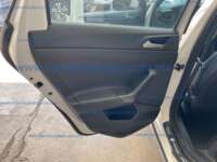 Volkswagen Nivus 2022 5p Highline L3/1.0/T Tiptronic IMG_9745