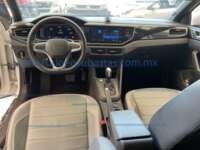 Volkswagen Nivus 2022 5p Highline L3/1.0/T Tiptronic IMG_9718