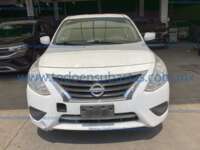 Nissan Versa 2018 4p Sense L4/1.6 Man IMG_2801