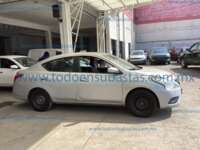 Nissan Versa 2017 4p Sense L4/1.6 Man      2017 Nissan Versa Ingreso Exteriores 3