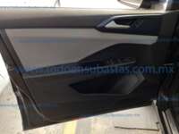 Volkswagen Taos 2021 5p Comfortline L4/1.4/T Tiptronic 2021 Volkswagen Taos Ingreso Interiores 0