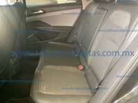 Volkswagen Taos 2021 5p Comfortline L4/1.4/T Tiptronic 2021 Volkswagen Taos Ingreso Interiores 21