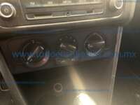 Volkswagen Polo 2018  5p L4/1.6 Tiptronic 2018 Volkswagen Polo Ingreso Interiores 10