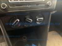 Volkswagen Polo 2021 5p Comfortline Plus L4/1.6 Man 2021 Volkswagen Polo Ingreso Interiores 9