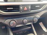 Kia Forte 2021 4p Sedán EX L4/2.0 IVT   2021 Kia Forte Ingreso Interiores 11