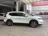 Nissan X-Trail 2020 5p Advance 3 Row L4/2.5 CVT 2020 Nissan X-Trail Ingreso Exteriores 3