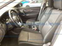 Nissan X-Trail 2020 5p Advance 3 Row L4/2.5 CVT 2020 Nissan X-Trail Ingreso Interiores 1