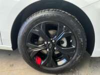 Chevrolet Onix 2023 4p Premier Redline L3/1.0/T Aut 2023 Chevrolet Onix Venta Llantas 10