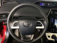 Toyota Prius 2017 5p Base Hibrido L4/1.8 Aut 2017 Toyota Prius Venta Interiores 1