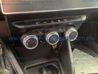 Renault Duster 2023 5p Intens L4/1.6 Man Línea Nueva 2023 Renault Duster Ingreso Interiores 9