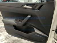 Volkswagen Nivus 2023 5p Highline L3/1.0/T Aut IMG_8875