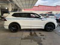 Volkswagen Tiguan 2022  5p R-Line L4/2.0/T DSG Línea Nueva  IMG_0322