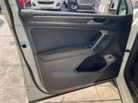 Volkswagen Tiguan 2022  5p R-Line L4/2.0/T DSG Línea Nueva  2022 Volkswagen Tiguan Ingreso Interiores 0