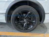 Volkswagen Tiguan 2022  5p R-Line L4/2.0/T DSG Línea Nueva  2022 Volkswagen Tiguan Ingreso Llantas 6