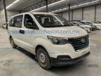 Hyundai Starex 2019 5p L4/2.4 Man 12/Pas  2019 Hyundai Starex Ingreso Exteriores 3