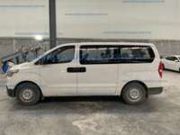 Hyundai Starex 2019 5p L4/2.4 Man 12/Pas  2019 Hyundai Starex Ingreso Exteriores 8