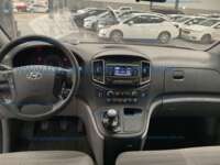 Hyundai Starex 2019 5p L4/2.4 Man 12/Pas  IMG_6507