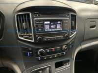 Hyundai Starex 2019 5p L4/2.4 Man 12/Pas  IMG_6513