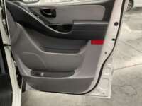 Hyundai Starex 2019 5p L4/2.4 Man 12/Pas  2019 Hyundai Starex Venta Interiores 16