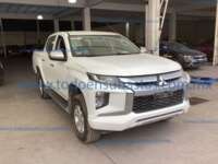 Mitsubishi L200 2022 4p GLX Doble L4/2.4 Man 2WD 2022 Mitsubishi L200 Ingreso Exteriores 2
