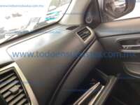 Mitsubishi L200 2022 4p GLX Doble L4/2.4 Man 2WD 2022 Mitsubishi L200 Ingreso Interiores 17